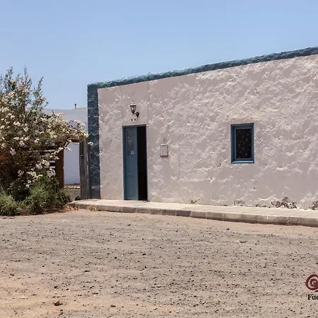 Casa Emblemática Casa Del Cuartel *