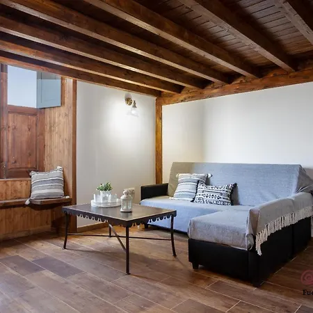 Casa Emblemática Casa Del Cuartel *