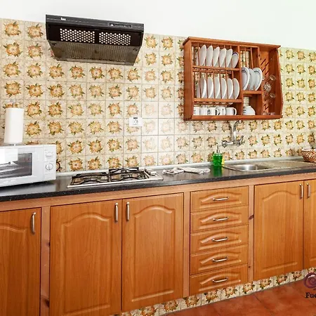 Casa Emblemática Casa Del Cuartel