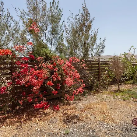 Apartamento Casa Emblemática Casa Del Cuartel La Oliva