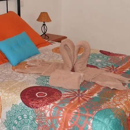 Casa Emblemática Casa Del Cuartel Apartamento