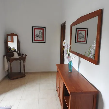 Casa Emblemática Casa Del Cuartel La Oliva